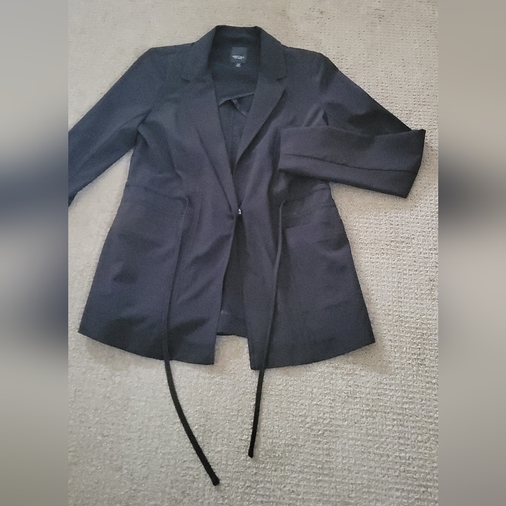 Simply Vera Vera Wang Drawstring Waist Satin Blazer - Picture 11 of 15